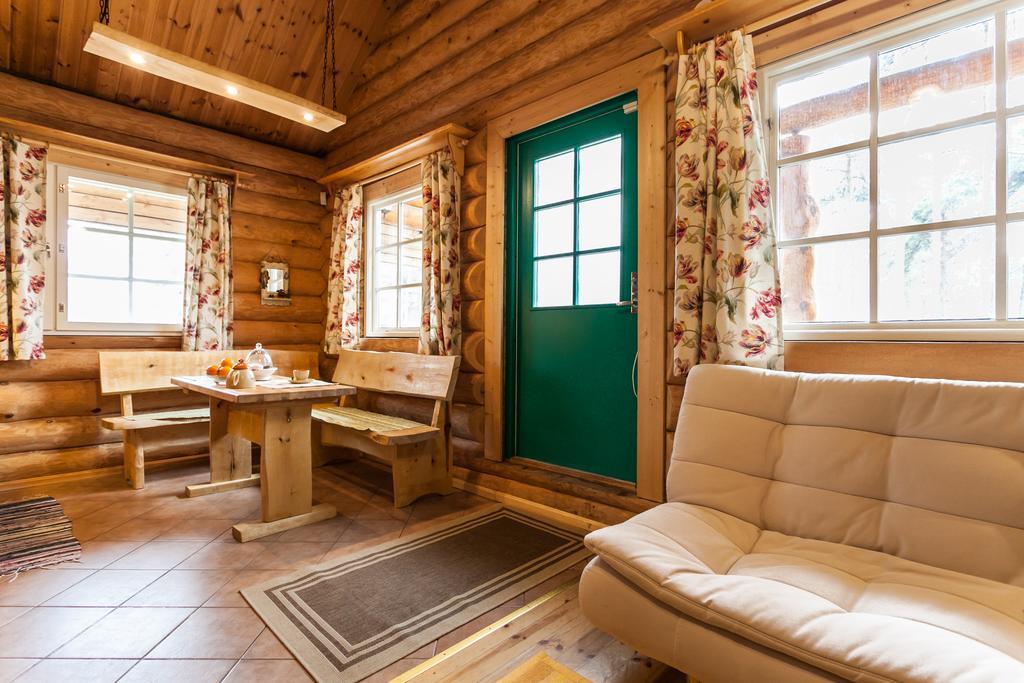 Koru Cottage Laagri Cameră foto